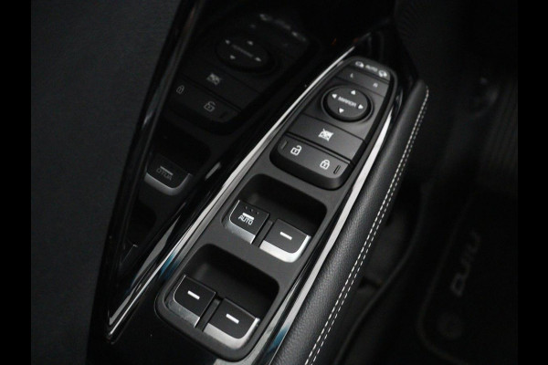 Kia e-Niro ComfortLine 64 kWh | SOH 93,9% | Half leder | Adaptive cruise | Carplay | Navigatie | Bluetooth | Camera | Climate control | Park assist | Trekhaak