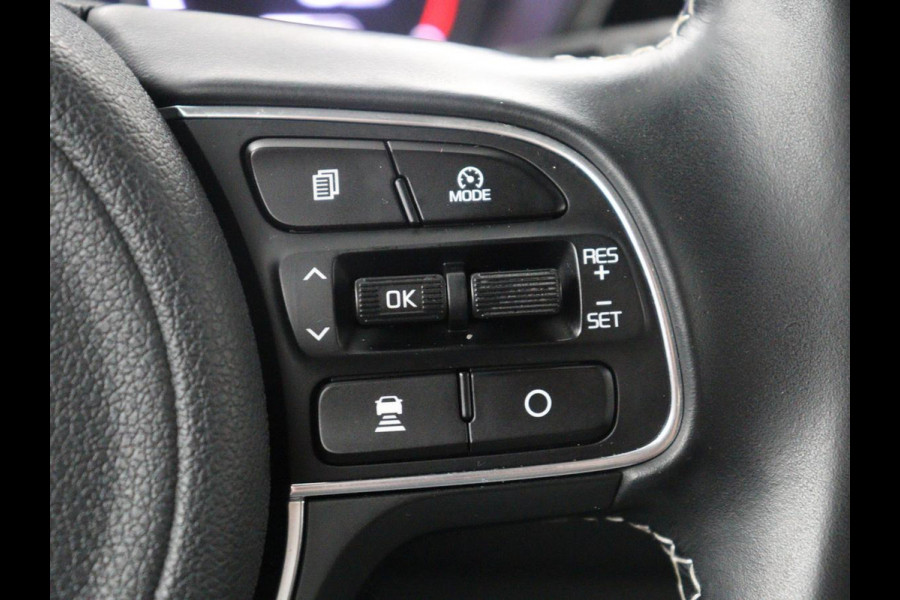 Kia e-Niro ComfortLine 64 kWh | SOH 93,9% | Half leder | Adaptive cruise | Carplay | Navigatie | Bluetooth | Camera | Climate control | Park assist | Trekhaak