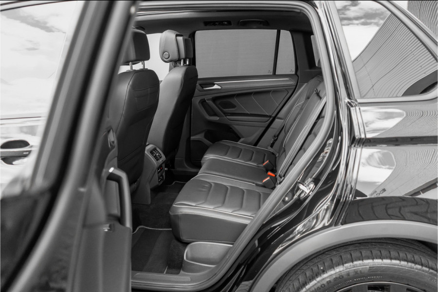 Volkswagen Tiguan 1.4 TSI eHybrid R-Line Pano Leder HUD ACC Elek Trekhaak 20" Suzuka