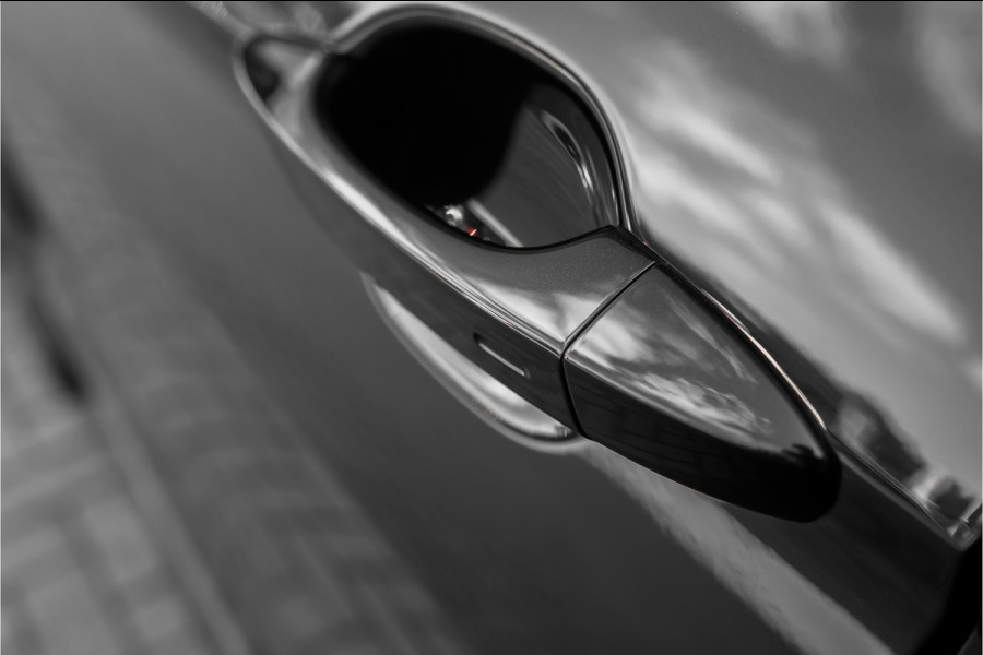 Volkswagen Tiguan 1.4 TSI eHybrid R-Line Pano Leder HUD ACC Elek Trekhaak 20" Suzuka