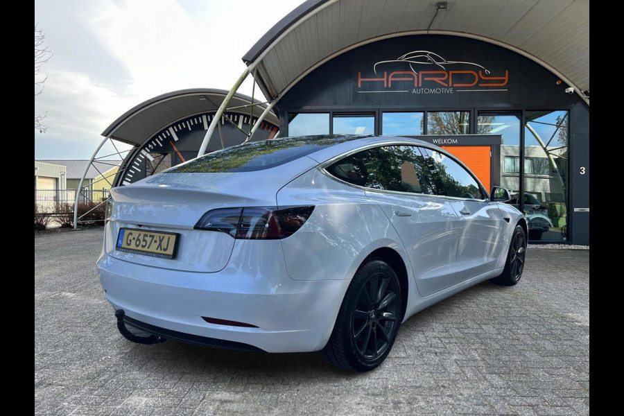 Tesla Model 3 Long Range AWD 75 kWh 85% SOH Trekhaak 1.000kg Rijklaarprijs!