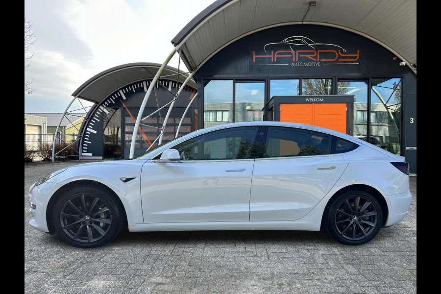 Tesla Model 3 Long Range AWD 75 kWh 85% SOH Trekhaak 1.000kg Rijklaarprijs!