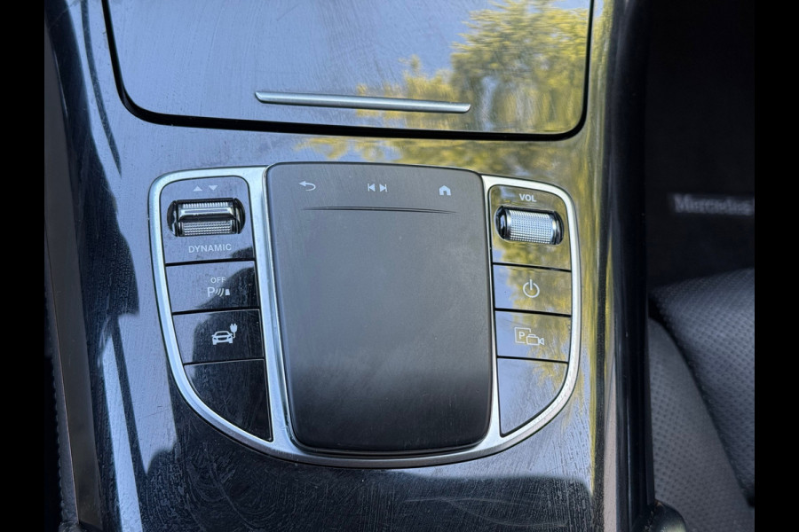 Mercedes-Benz Eqc 400 4-Matic AMG 300KW l 99,08% SOH l Pano l Headup l 360 Camera l Burmester 3D l Airbalance l Thermotronic l