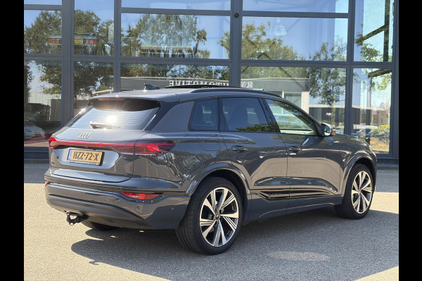 Audi Q6 e-tron Launch edition 83 kWh BOMVOL! | ELEK. TREKHAAK | STOEL VERWARMING VOOR EN ACHTER | KEYLESS | 360 CAMERA | STUURVERWARMING | FABRIEKS GARANTIE TM 01-08-2027 |