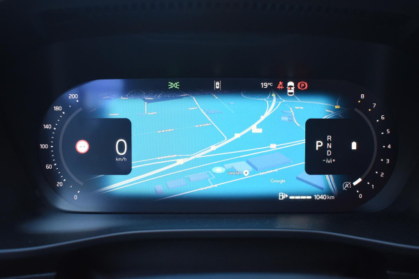 Volvo XC40 B4 211PK Automaat Plus Dark / Adaptive Cruise control / Extra getint glas / Harman Kardon / Elektrisch verstelbare stoelen met geheugen / Stoel- en stuurverwarming / Elektrisch panorama schuifdak / Trekhaak