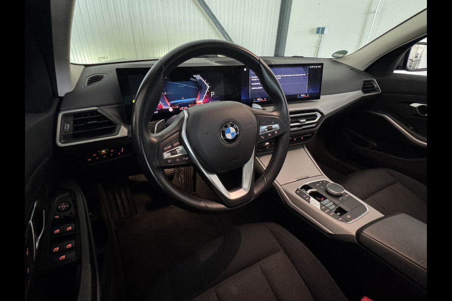 BMW 3 Serie Touring NEW 318IA 2.0 156PK AUT. NAVI/LED/PDC/CARPLAY