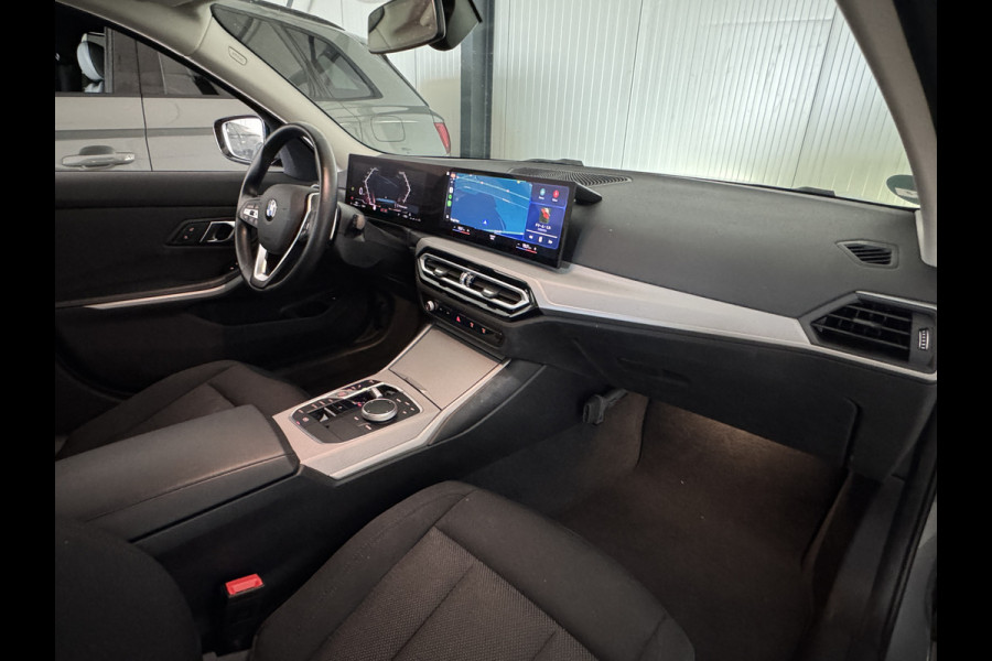 BMW 3 Serie Touring NEW 318IA 2.0 156PK AUT. NAVI/LED/PDC/CARPLAY