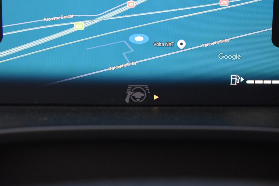 Volvo XC40 B4 211PK Automaat Plus Dark / Adaptive Cruise control / Extra getint glas / Harman Kardon / Elektrisch verstelbare stoelen met geheugen / Stoel- en stuurverwarming / Trekhaak