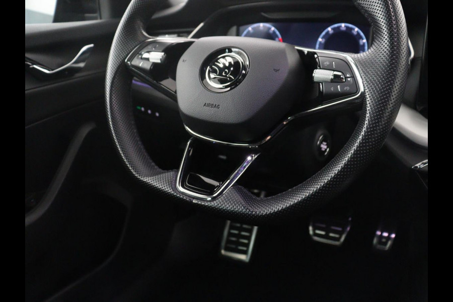 Škoda Octavia Combi1.5 e-TSI Sport Business | Stoelverwarming | Cruise control | Sfeerverlichting | Carplay | Navigatie | DAB | Park assist | Climate control | Trekhaak