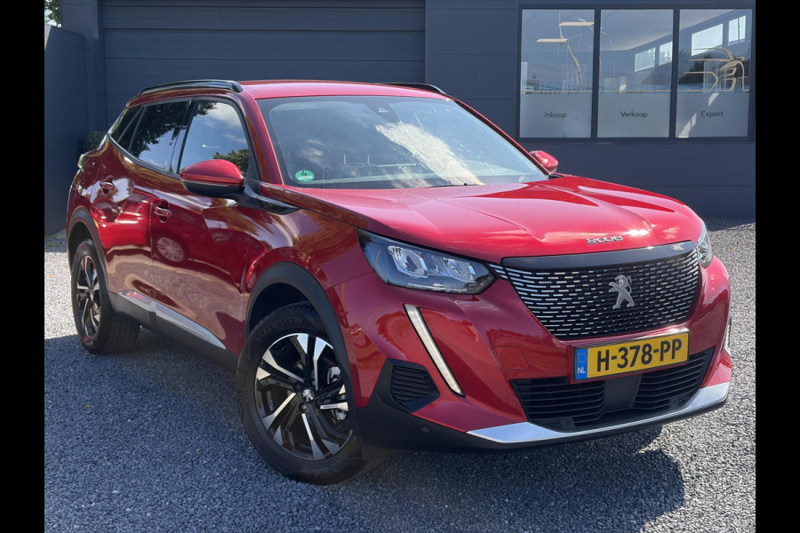 Peugeot 2008 1.2 PureTech Allure ✓Recent beurt gehad✓D-riem vv in 06-2025✓360° Camera✓Draadloze telefoonlader✓Carplay✓Keyless✓Automaat✓Trekhaak✓Halfleder✓Navi✓Clima✓Cruise✓131pk✓Lm velgen✓2e Eigenaar✓Pdc V+A✓Rijstrooksensor✓N.A.P✓Apk tot 04-2028