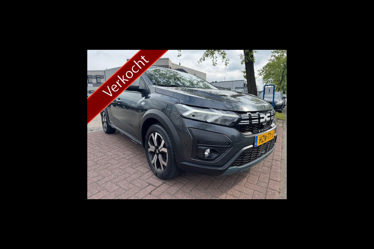 Dacia SANDERO Stepway 1.0 TCe 5deurs Pack Comfort Automaat 61.000km Airco/ECC,Navigatie,Camera,Open dak