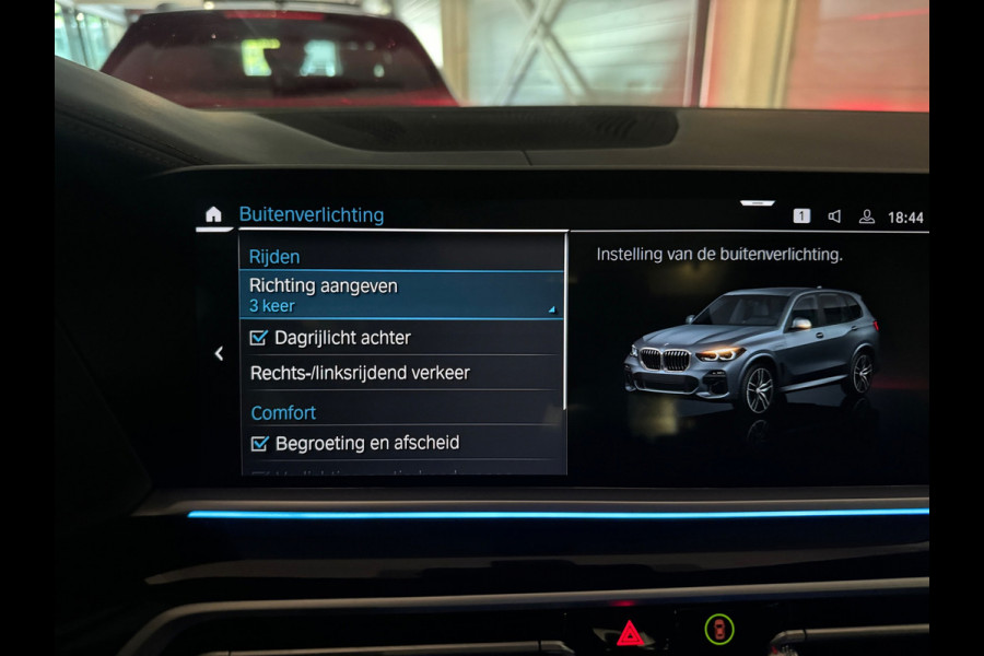 BMW X5 XDrive45e High Executive Pano|Softclose|Massage|BlindSpot|Sfeer