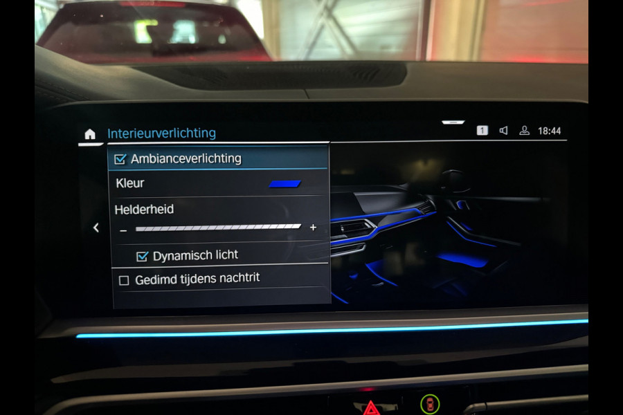 BMW X5 XDrive45e High Executive Pano|Softclose|Massage|BlindSpot|Sfeer