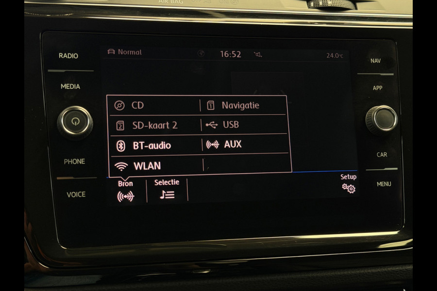 Volkswagen Touran 1.4 TSI Highline 7p CarPlay