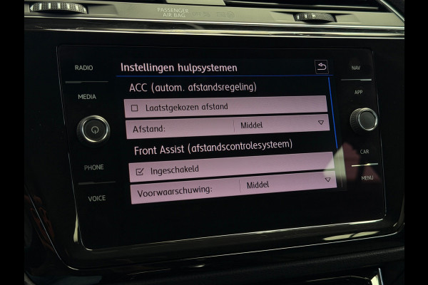 Volkswagen Touran 1.4 TSI Highline 7p CarPlay