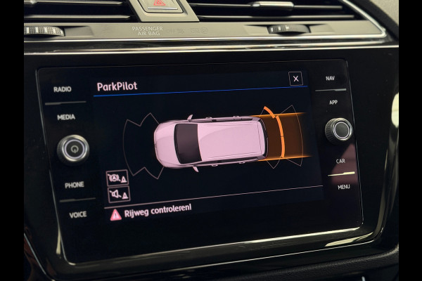 Volkswagen Touran 1.4 TSI Highline 7p CarPlay