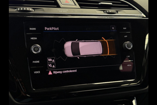 Volkswagen Touran 1.4 TSI Highline 7p CarPlay