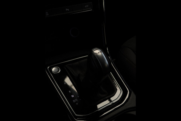 Volkswagen Touran 1.4 TSI Highline 7p CarPlay