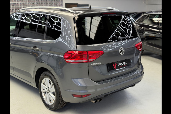 Volkswagen Touran 1.4 TSI Highline 7p CarPlay
