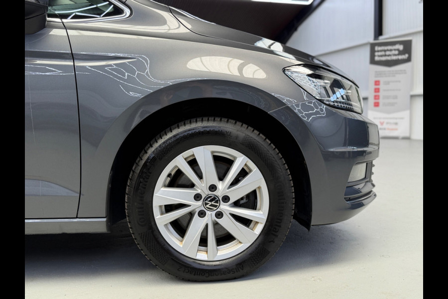 Volkswagen Touran 1.4 TSI Highline 7p CarPlay