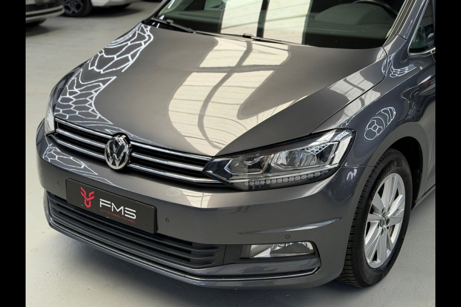 Volkswagen Touran 1.4 TSI Highline 7p CarPlay