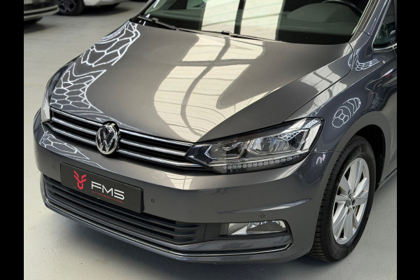 Volkswagen Touran 1.4 TSI Highline 7p CarPlay