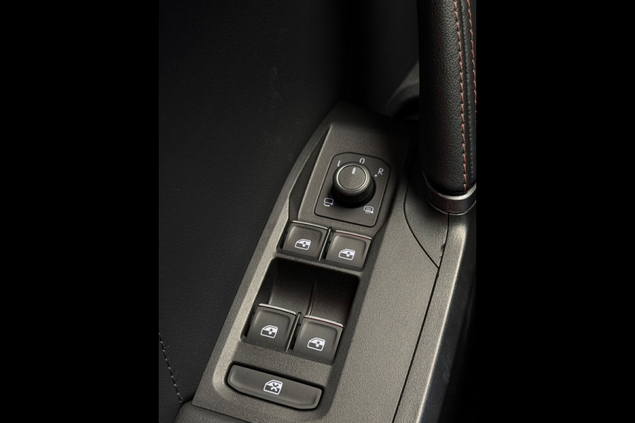 CUPRA Leon Sportstourer 1.4 e-Hybrid VZ Copper Edition CarPlay
