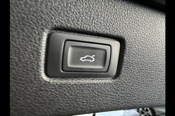 Audi Q7 55 TFSI e quattro Competition Pano|Trekhaak|Keyless|Matrix|Camera|Carplay