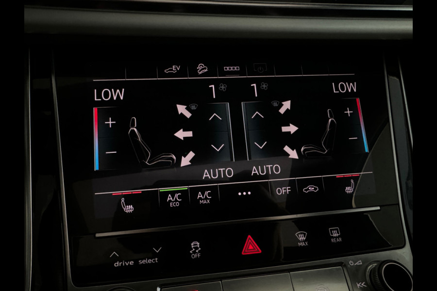 Audi Q7 55 TFSI e quattro Competition Pano|Trekhaak|Keyless|Matrix|Camera|Carplay