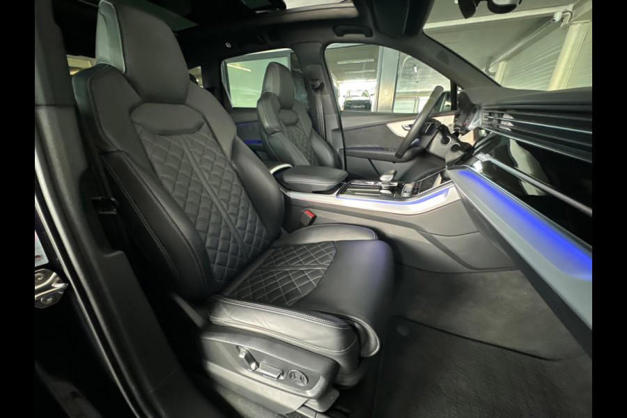 Audi Q7 55 TFSI e quattro Competition Pano|Trekhaak|Keyless|Matrix|Camera|Carplay