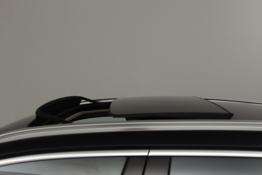 BMW iX3 Executive 80 kWh (SOH 99,4%, PANORAMADAK, CAMERA, STOELVERWARMING, CRUISE ADAPTIEF, SFEERVERLICHTING)