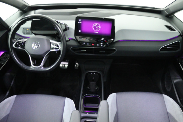 Volkswagen ID.3 First Plus 58 kWh (PANO, CAMERA, SFEERVERLICHTING, STOELVERWARMING, CRUISE ADAPTIEF)