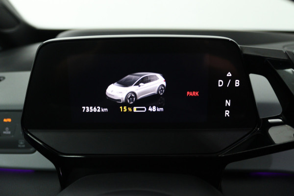 Volkswagen ID.3 First Plus 58 kWh (PANO, CAMERA, SFEERVERLICHTING, STOELVERWARMING, CRUISE ADAPTIEF)