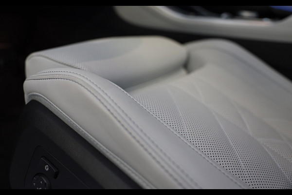 BMW X5 XDrive50e M Line / Head Up / Memory / Leder / HK / Open Pano / 360 Camera / Dode Hoek / Luchtvering / 22 Inch