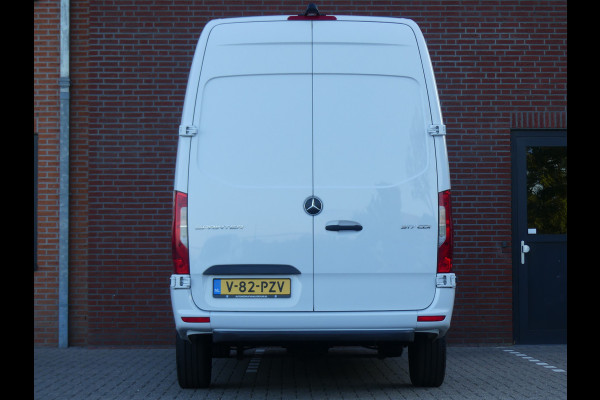 Mercedes-Benz Sprinter 317 CDI Nieuw model Navigatie/Camera/Geveerde stoel