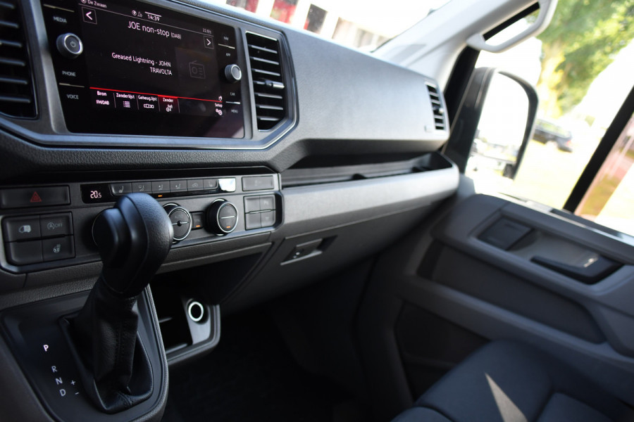 MAN TGE 3.180 35 2.0 L3H2 4x4 Black Edition Camera, Cruise, Carplay, LED, 177pk, Stoelverwarming, Multimedia, Automaat, Sensoren, Trekhaak, Uniek!