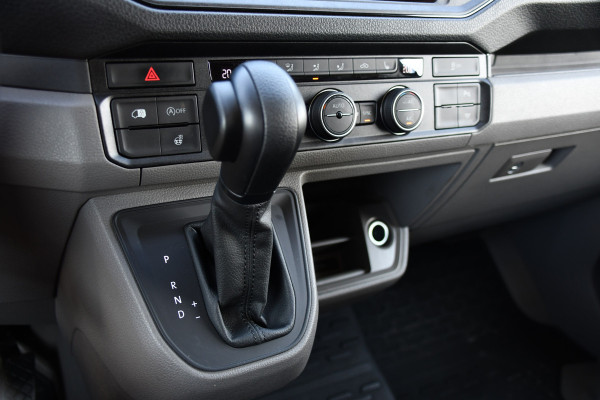 MAN TGE 3.180 35 2.0 L3H2 4x4 Black Edition Camera, Cruise, Carplay, LED, 177pk, Stoelverwarming, Multimedia, Automaat, Sensoren, Trekhaak, Uniek!