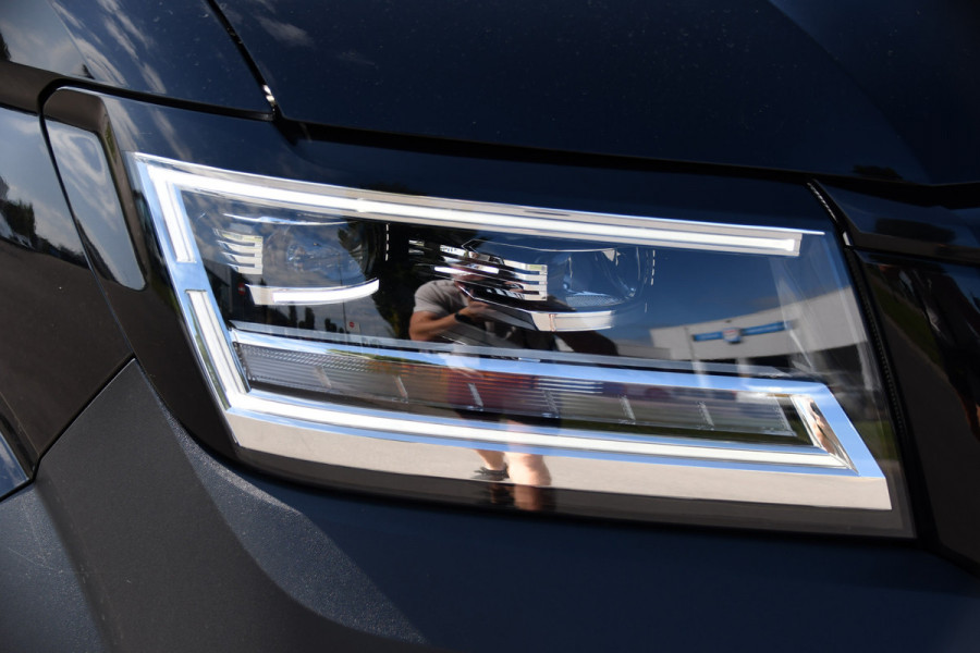 MAN TGE 3.180 35 2.0 L3H2 4x4 Black Edition Camera, Cruise, Carplay, LED, 177pk, Stoelverwarming, Multimedia, Automaat, Sensoren, Trekhaak, Uniek!