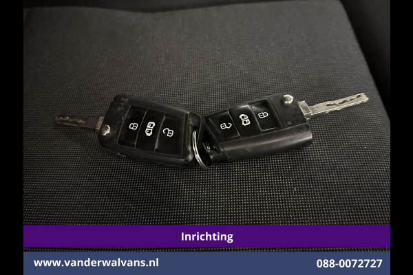 Volkswagen Crafter 2.0 TDI 141pk L3H2 L2H1 inrichting Euro6 Airco | Camera | Parkeersensoren Bijrijdersbank
