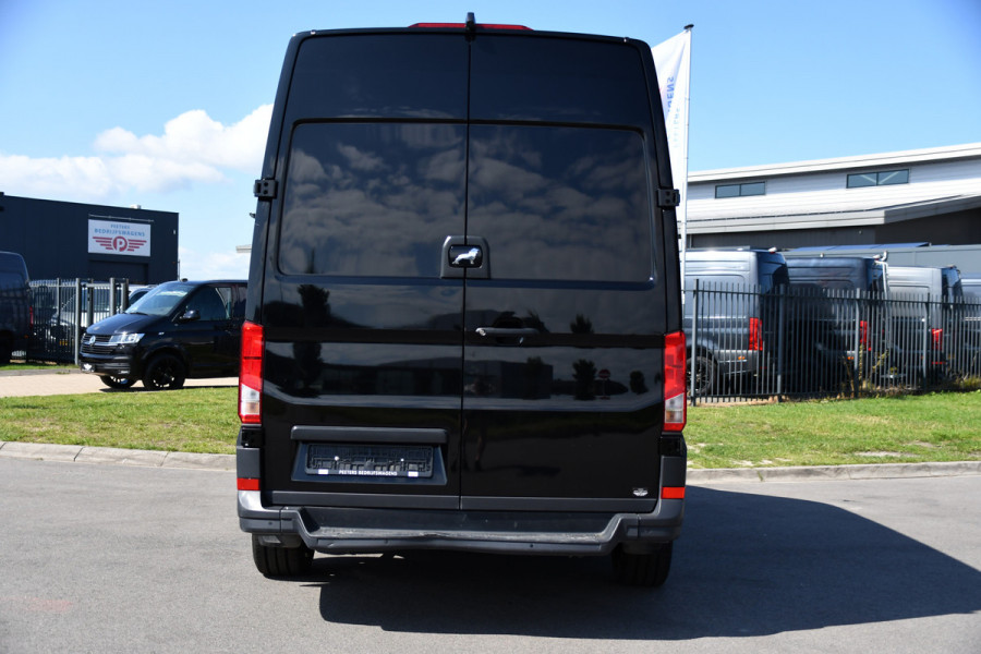 MAN TGE 3.180 35 2.0 L3H3 Black Edition Adaptieve Cruise, Camera, Carplay, LED, Stoelverwarming, Massage stoel, Trekhaak, 177pk, Automaat, Uniek!