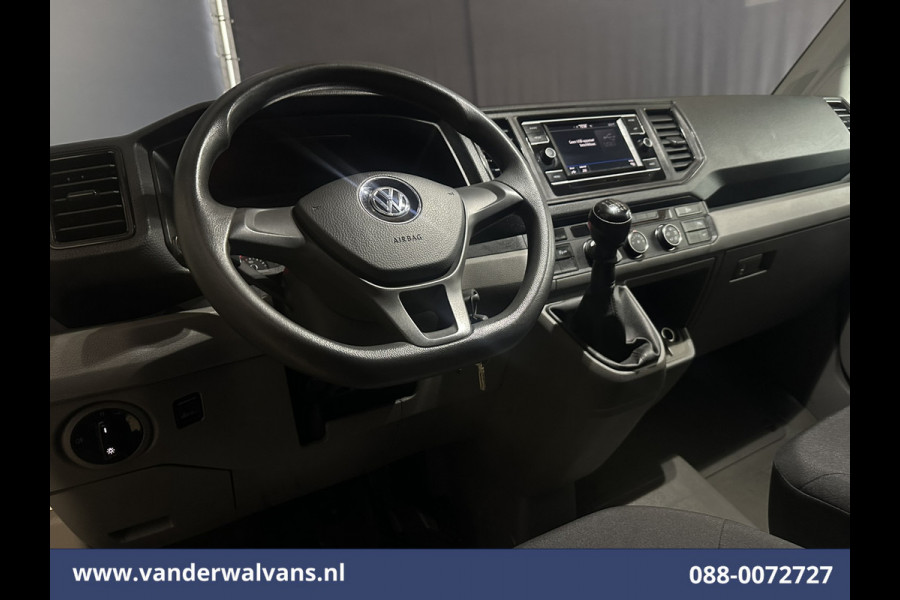 Volkswagen Crafter 2.0 TDI 141pk L3H2 L2H1 Euro6 Airco | Camera | Apple Carplay | Android Auto Parkeersensoren, Bijrijdersbank, 3000kg trekvermogen