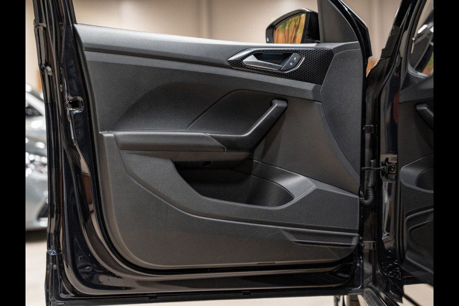Volkswagen T-Cross 1.5 TSI 150PK DSG R-Line, Virtual Cockpit, Voll Led, ACC, Clima, Apple Carplay, Cam, Android, Ambiënte Light