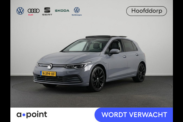 Volkswagen Golf 1.4 eHybrid Style 204pk | Navigatie| Pano-dak| el.trekhaak| Alarm