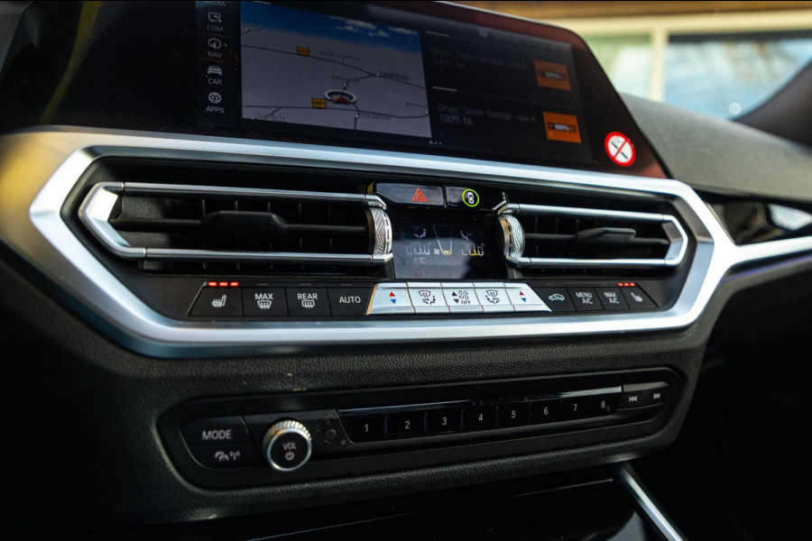 BMW 3 Serie Touring 318i High Executive Edition I NAP I Panoramadak I 1e Eigenaar I Zeer netjes I BTW