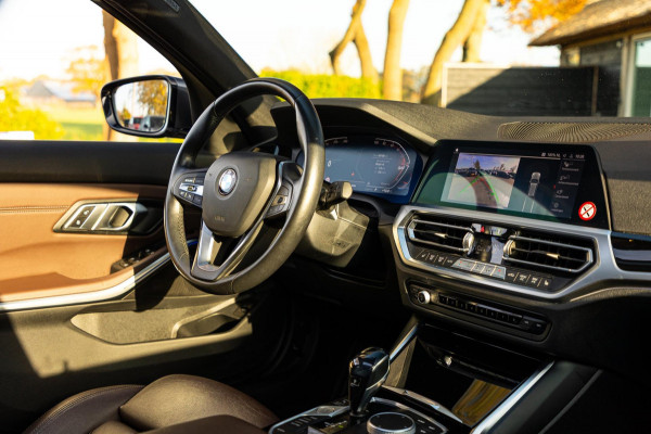 BMW 3 Serie Touring 318i High Executive Edition I NAP I Panoramadak I 1e Eigenaar I Zeer netjes I BTW