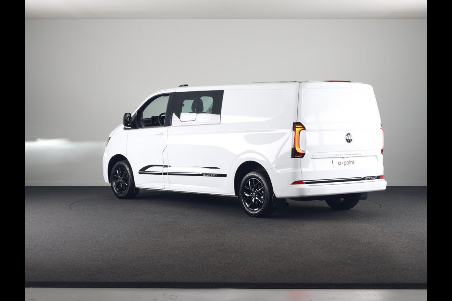 Volkswagen e-Transporter Kombi 34 L2H1 Style 64 kWh DC 218 pk | Navigatie | Warmtepomp | Parkeersensoren | Achteruitrijcamera | Adaptieve cruise control |