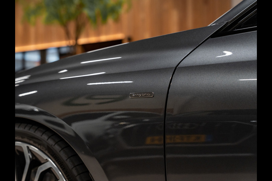 Audi A6 Avant 2.0 e-hybrid Quattro S-Line Competition, Matrix Led, Black Optik, 21 " RS Velgen, 360 Cam, Hud, B&O 3D, Drivers Pack