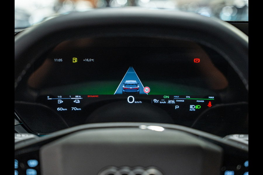 Audi A6 Avant 2.0 e-hybrid Quattro S-Line Competition, Matrix Led, Black Optik, 21 " RS Velgen, 360 Cam, Hud, B&O 3D, Drivers Pack