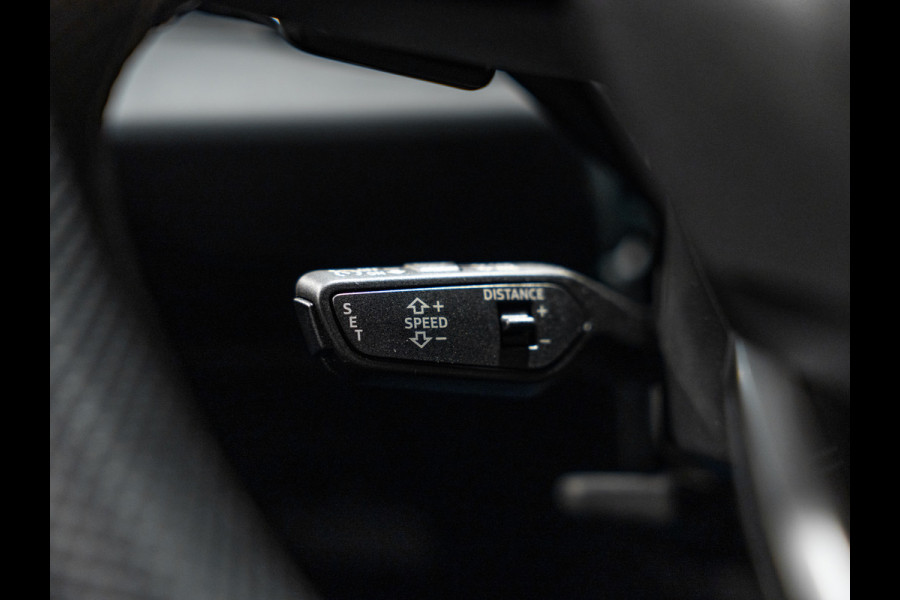 Audi A6 Avant 2.0 e-hybrid Quattro S-Line Competition, Matrix Led, Black Optik, 21 " RS Velgen, 360 Cam, Hud, B&O 3D, Drivers Pack