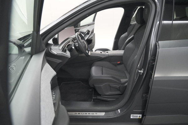 Peugeot 5008 1.2 Hybrid 136 GT 7p | Adaptieve Cruise Control | Camera | Elektrische Kofferklep | Stoelverwarming